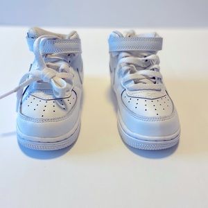 Mid tops Air Force ones 7c white